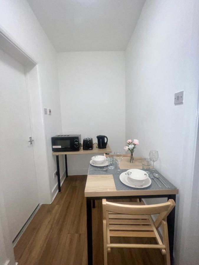 Leisure Studio Flat In Golders Green London Eksteriør bilde